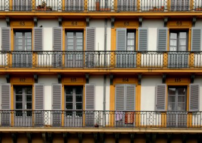 Balconies at Constitution Sq. - Donostia
