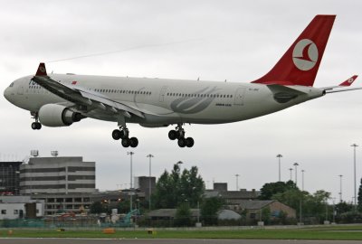 TC-JNE Turkish Airlines A330-200