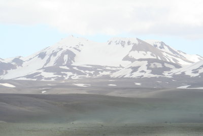 seen to Kerlingafjoll from crossroads  Kjalvegur Krlingafjoll