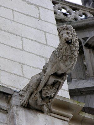 10 Gargoyle 88001821.jpg