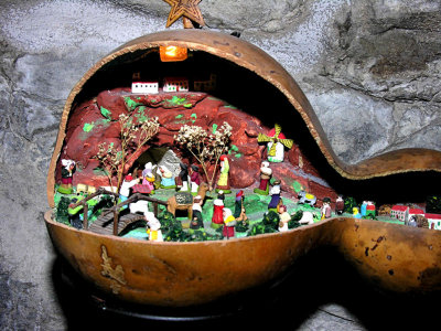 Gourd Creche 88002795.jpg