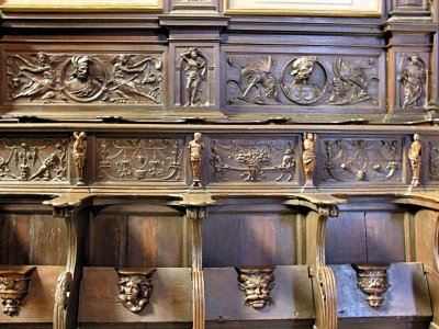 20 Upper Choir Stalls 88003515.jpg