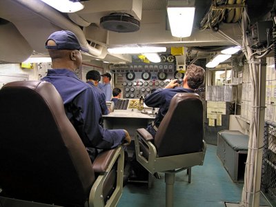 14 Main Control 84002147.jpg