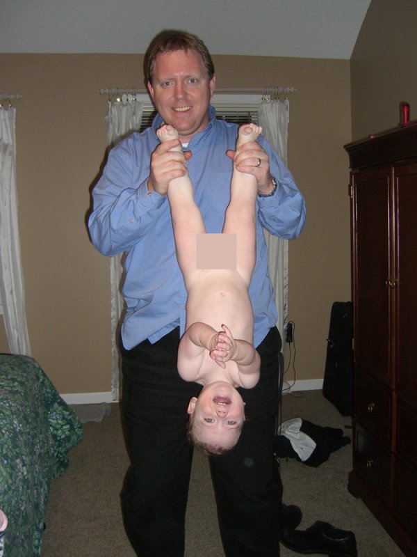 gavin_upsidedown.jpg