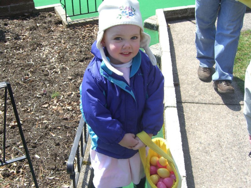 ellie_eggs2.jpg