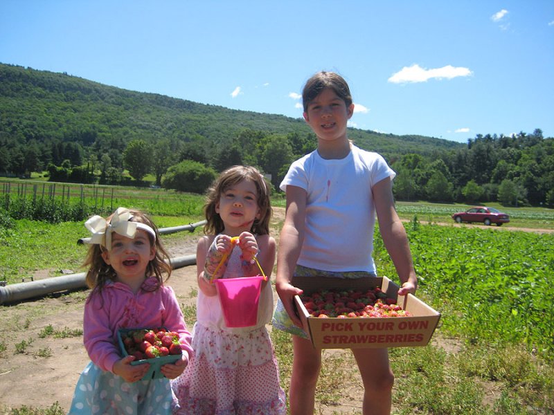 girls_farmingtonCT.jpg