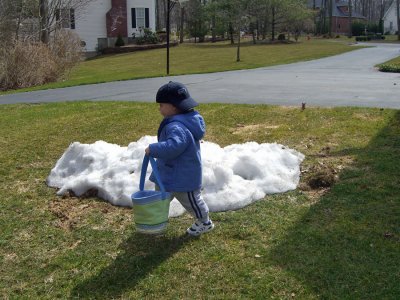 gavin_egg_snow.jpg