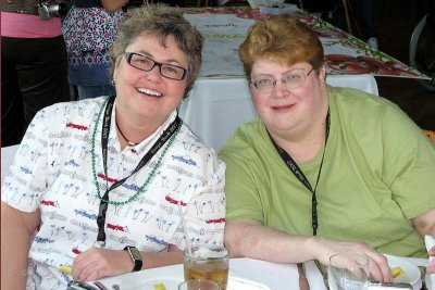 Suzy & Anne