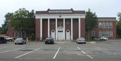 Higbie Lane School