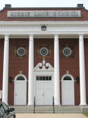 Higbie Lane School entrance