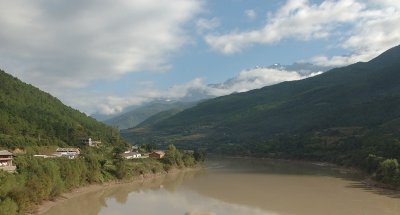 Crossing Jinsha River