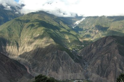 Mountains on the Way to Mingyong Glacier