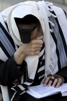 Pray4.jpg
