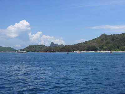 The main bay and resort on Ko Phi Phi island