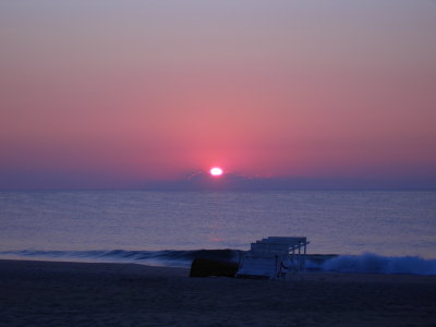 Lifeguard Stand at Sunrise 5 Sea Girt-NJ 2006.JPG