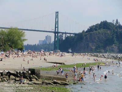 Low tide at Ambleside Beach, West Vancouver