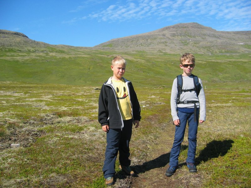 Einar Sveinn og Egill Logi vi upphaf gngu eirra yfir Krskar