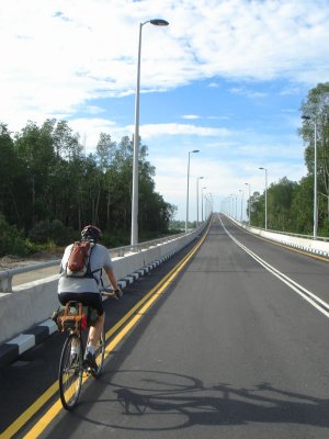 the new bridge over Sungai Sedili
