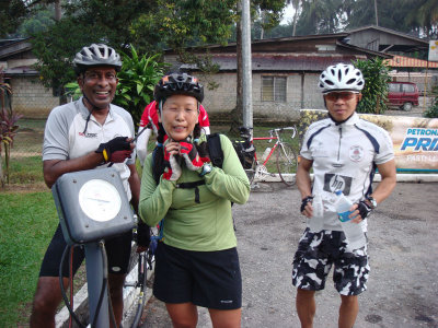 Jennifer out of gas.... Bukit Batu