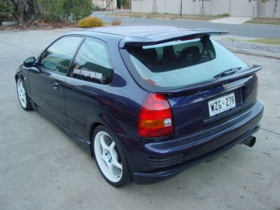 96 CIVIC HB MID WING.JPG