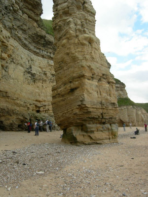 Marsden bay tilting stack.jpg