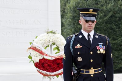 tomb2.jpg