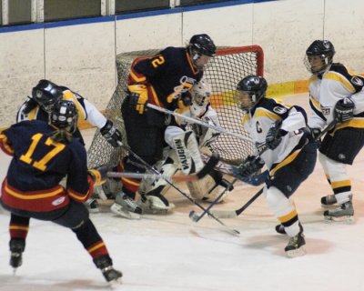 QnsVsWindsor W-Hockey 00118.JPG