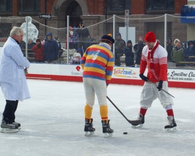 Historic Hockey QvsRMC 02311.JPG