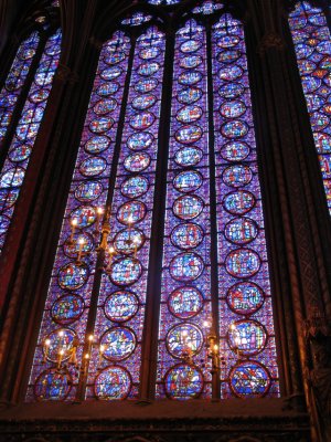  Stained glass in Sante-Chapelle