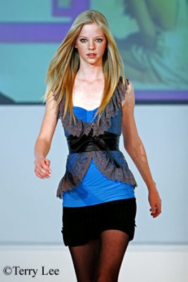 W 8074.jpg
