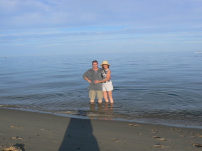 tom and carol in the sea of cortez.JPG