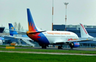 Jet 2 G-GDFB Boeing 757 @ East Midlands