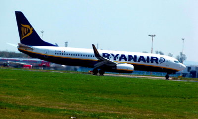 Ryanair EI-ENN Boeing 737 @ East Midlands