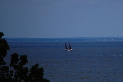 Boat 1.jpg