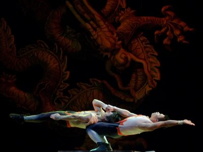 acrobatic-3.jpg