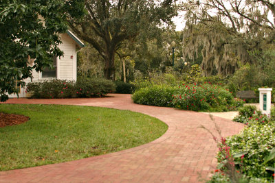 Curved Pathway