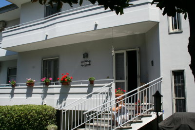 Villa - Flannery