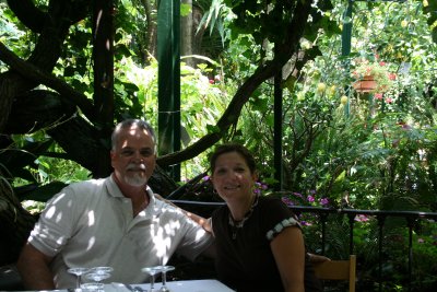 Sam and Chris - Garden Restaurant - Sorrento