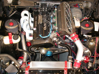 Overall view of installed engine.