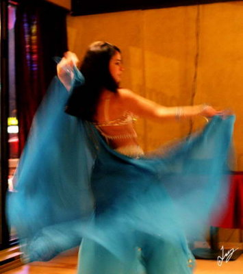2007_03_16 El Toro Dancers Yazmin Molina and Gaby Hazala