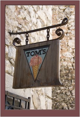 Toms Ice Cream