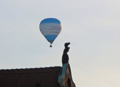 Bust of a knight on top of the old house Der Ritter.