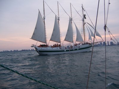 sailing on lake michigan 009.jpg