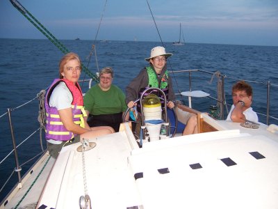 sailing on lake michigan 016.jpg