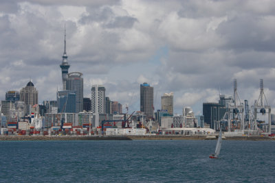 Auckland skyline OZ9W3685