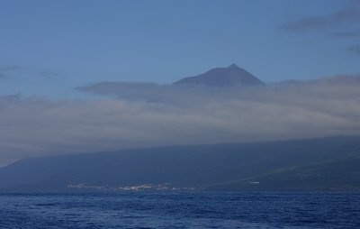Pico seen from the sea near Lajes OZ9W8587