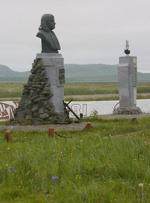 Bering monument Nikolskoye settlement OZ9W2068
