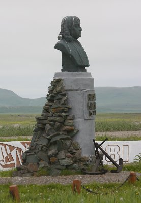 Bering monument Nikolskoye settlement OZ9W2069