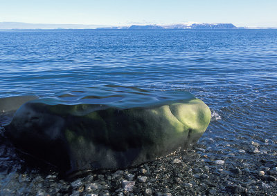 Water shaped stone 3