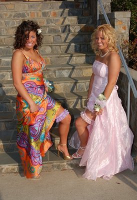 The Ladies showing them Legs :Prom 2007